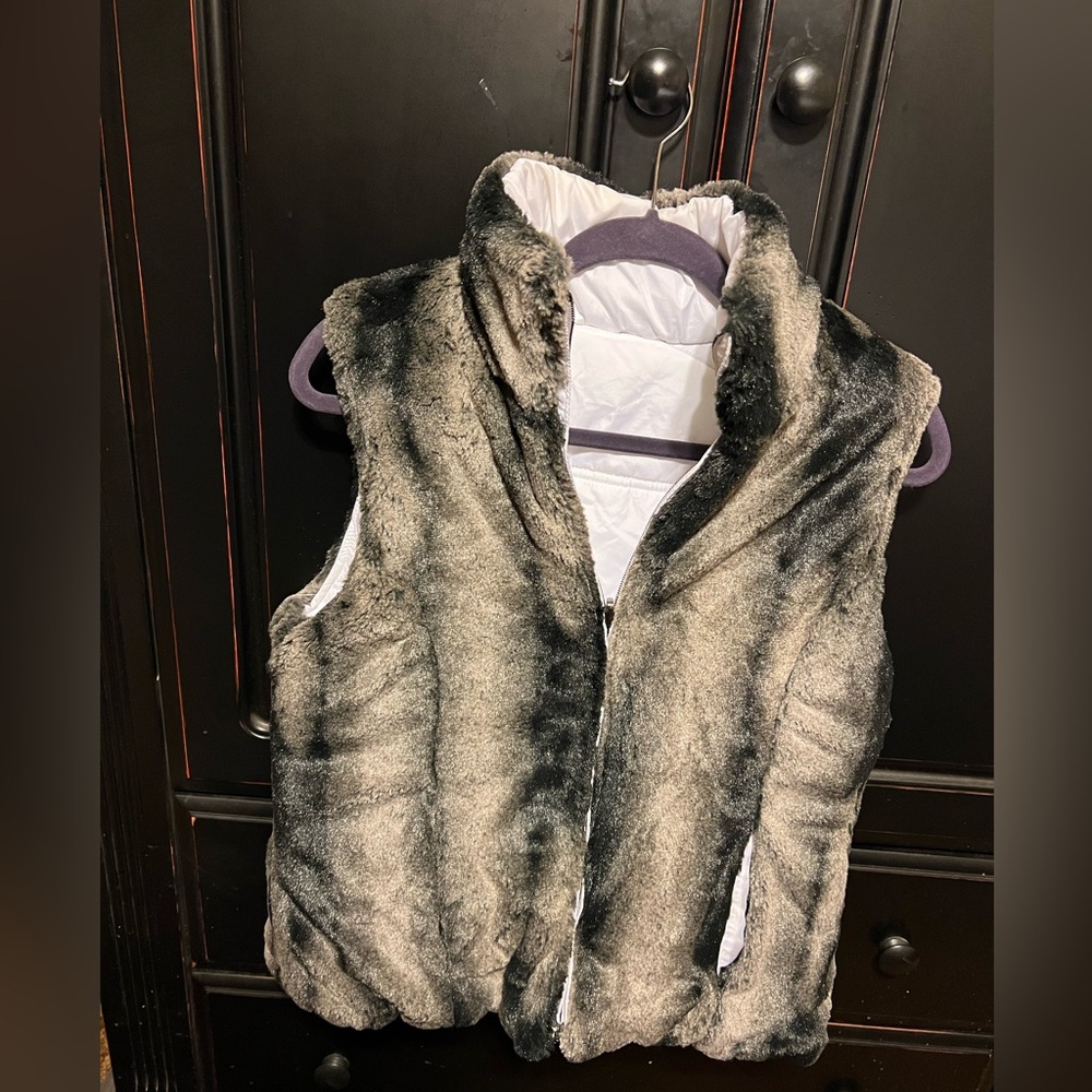 Faux Fur Vest Reversible!! Womens Vest Small